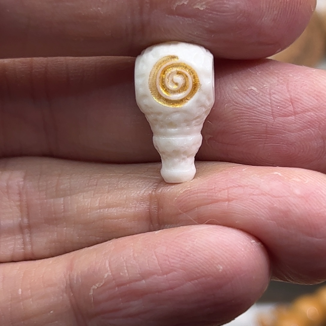 把件菩提根/象牙果雕刻白撒金三通2号