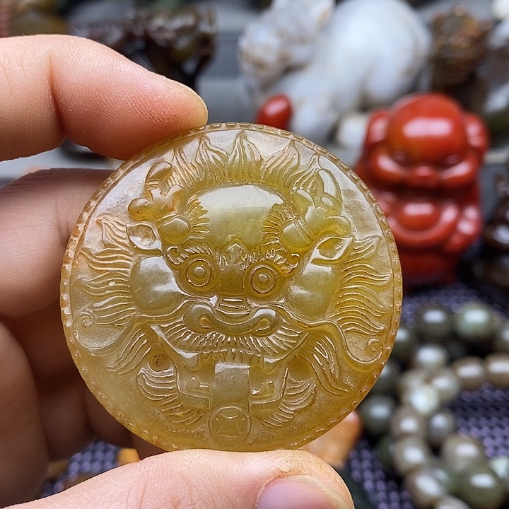 未镶嵌蛇纹石玉颈饰