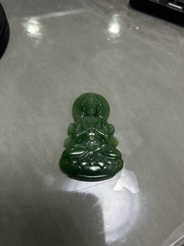 天山和田玉碧玉吊坠
