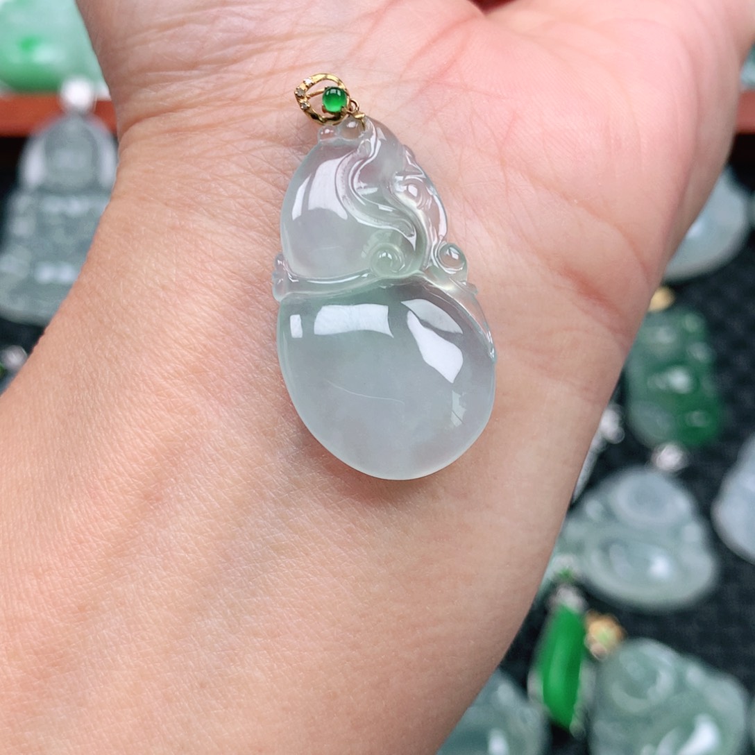 翡翠吊坠(不含链)18K金镶嵌