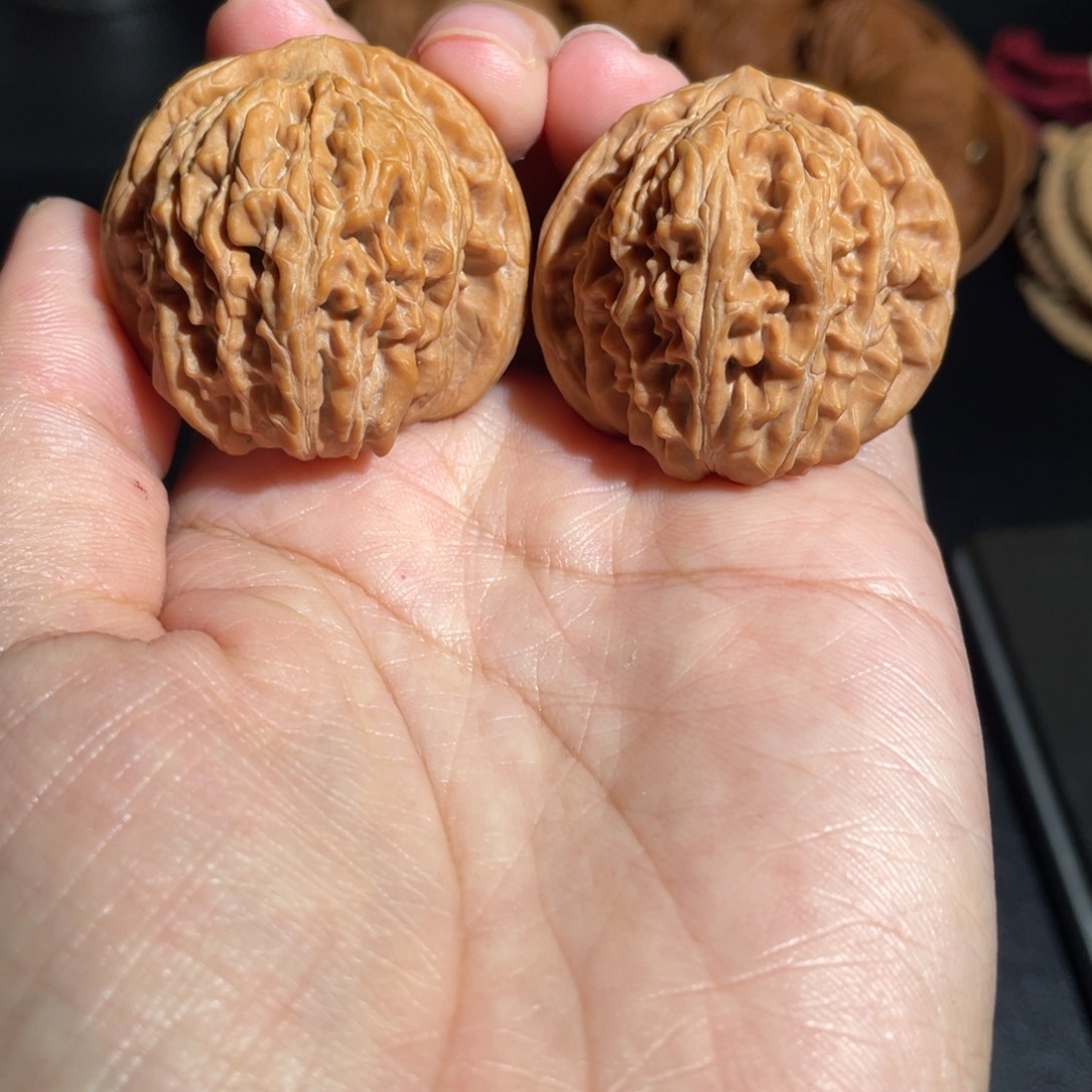 一***破文玩核桃把件37四座楼