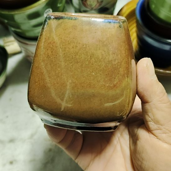 瓷片五厂，七厂各种摆件，瓷片，均有瑕疵！