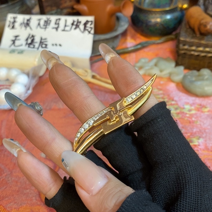 初遇见密胺瓷中古回流哈哈哈哈