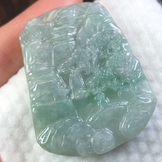 翡翠未镶嵌颈饰缅甸A货，每天下午1点半开播