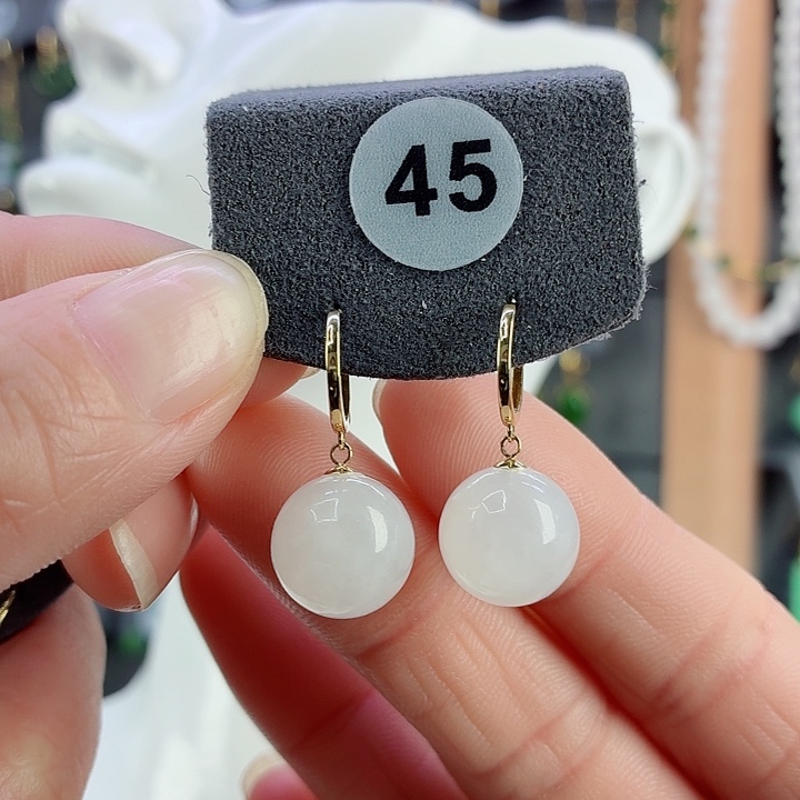 和田玉18K金镶嵌耳饰