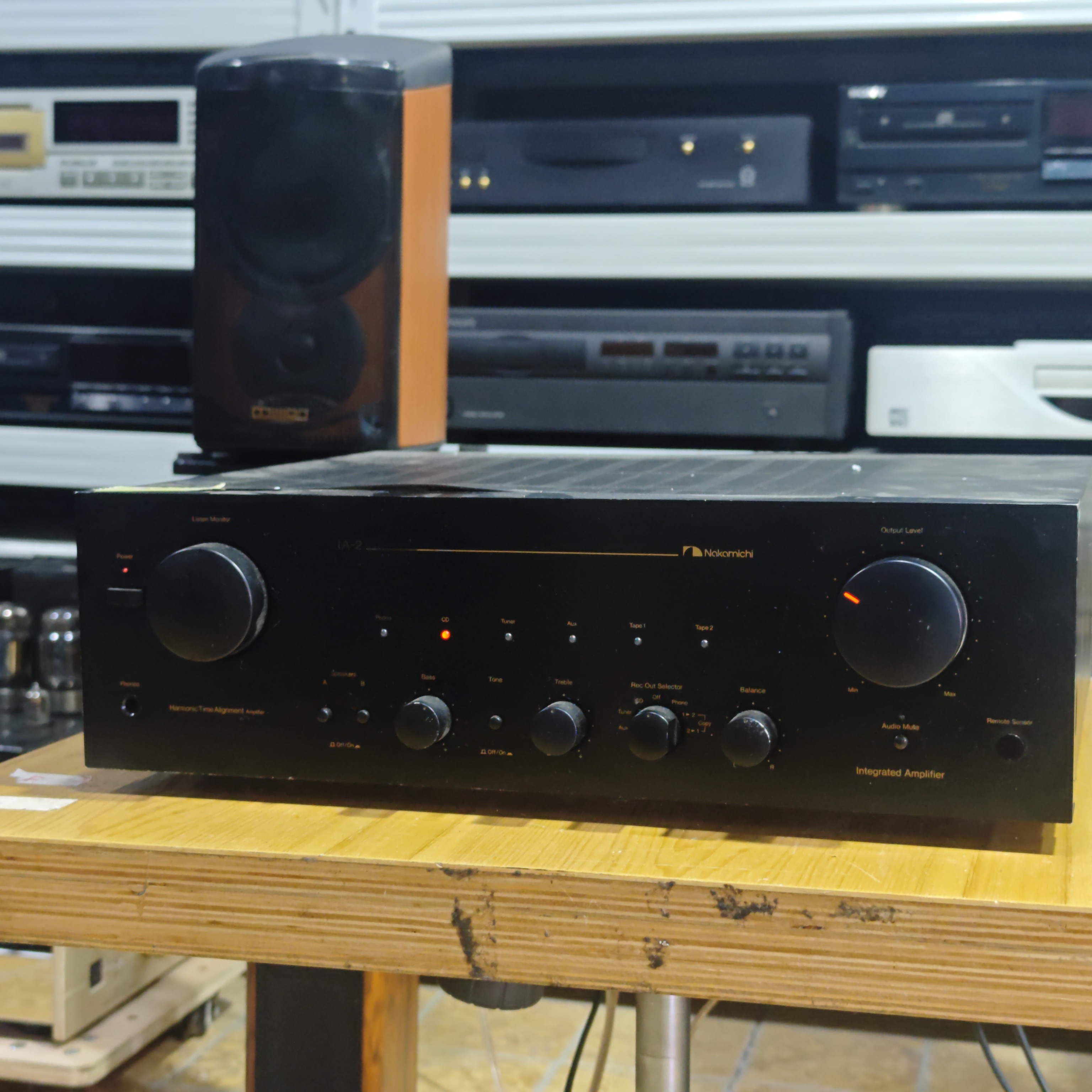 8新  中道IA-2二手功放 不包邮哦哦不退换