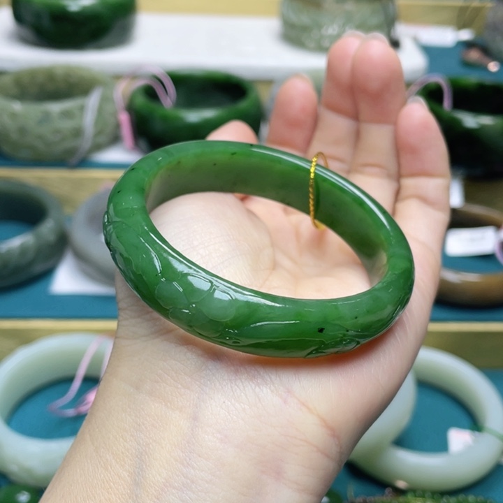 和田玉手52+圈口 编号50未镶嵌