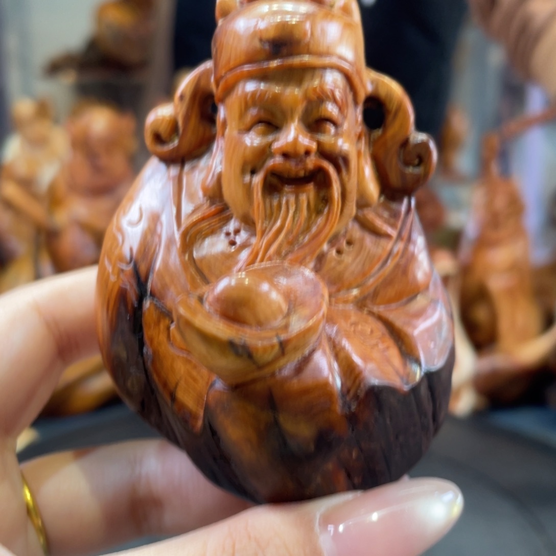 柏木（崖柏）。。。。。。。