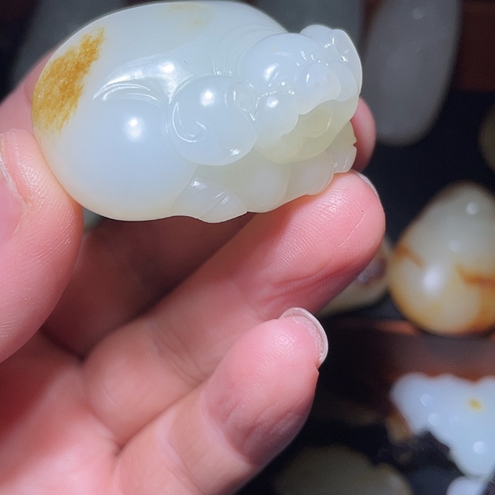 昆***石和田玉（白玉）未镶嵌车挂