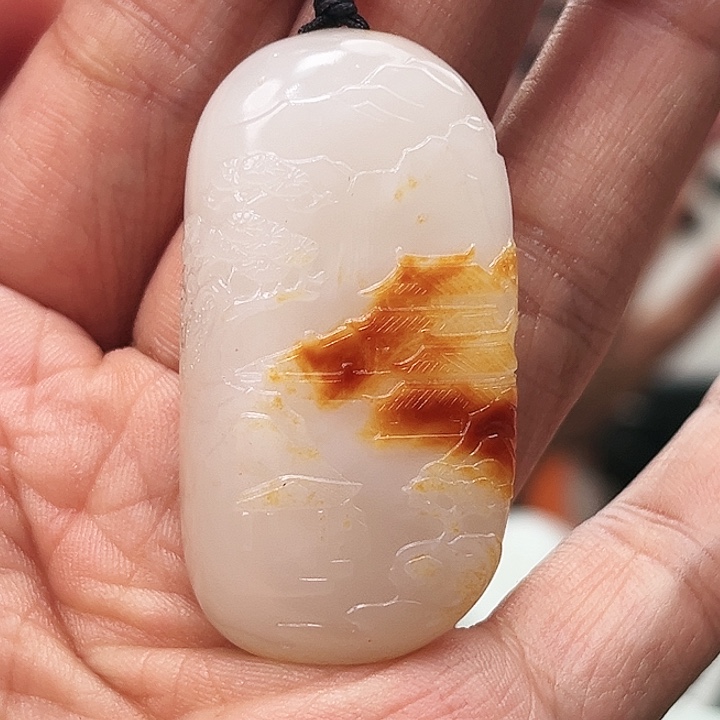 和田玉颈饰未镶嵌