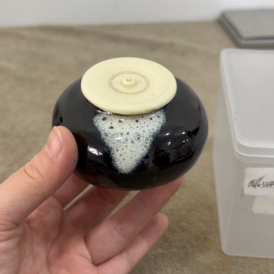 瓷片非常好看漂亮的物品 