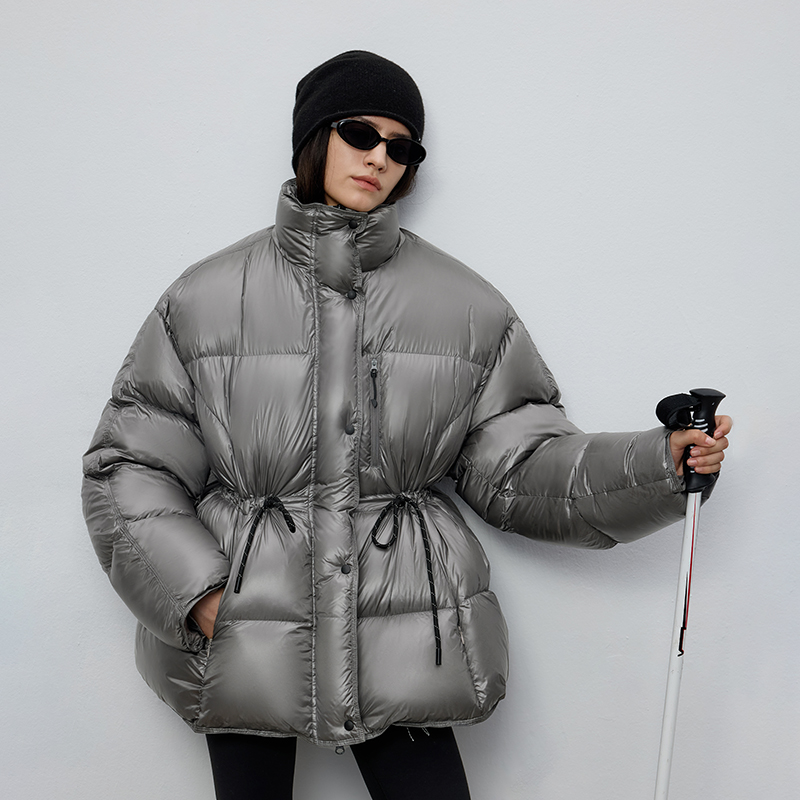 半圆女装[运动]2025冬季银灰色金属光泽轻户外羽绒服女D5311974
