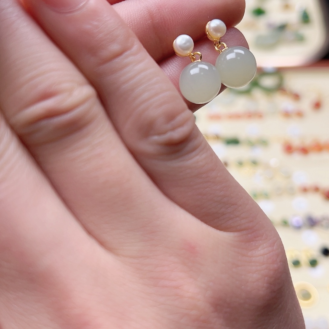 和田玉银S925镶嵌耳饰