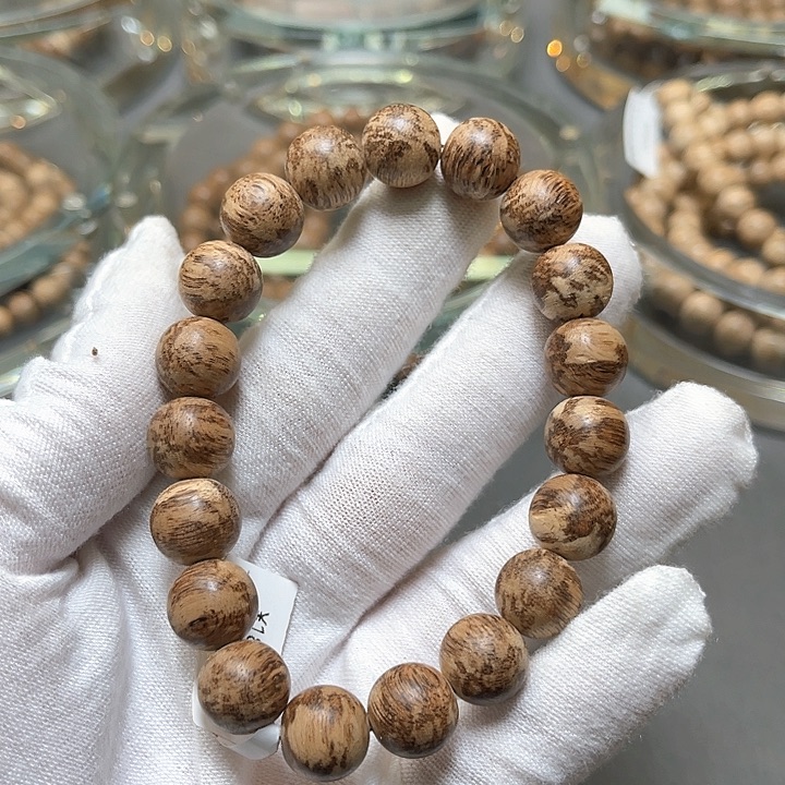 沉香手串菩萨虎斑棋1.1mm9.8克➕珍藏品