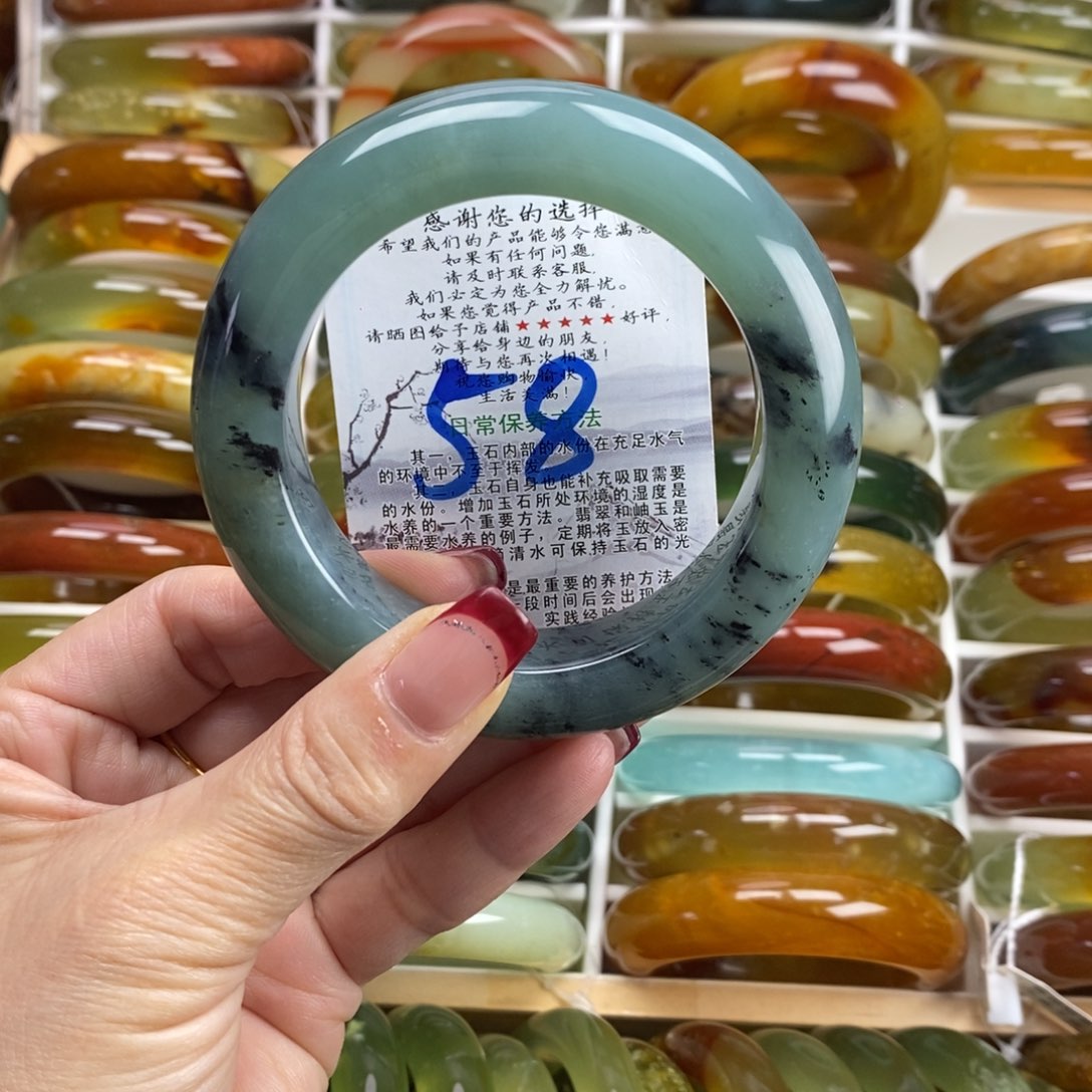 未镶嵌蛇纹石玉手镯