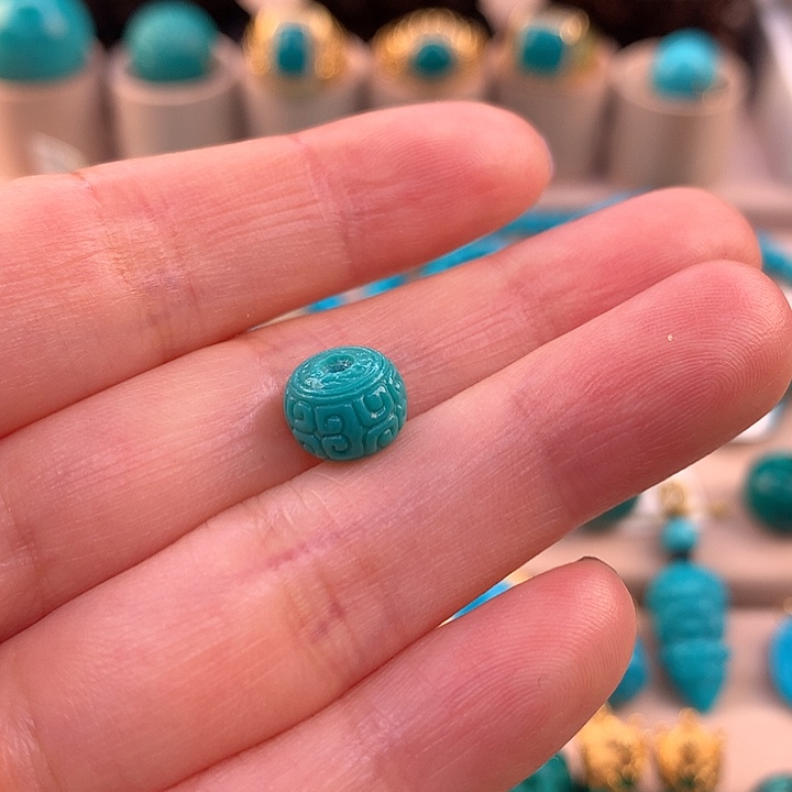 绿松石配饰未镶嵌