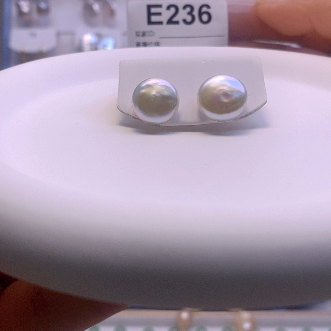 淡水珍珠耳饰未镶嵌