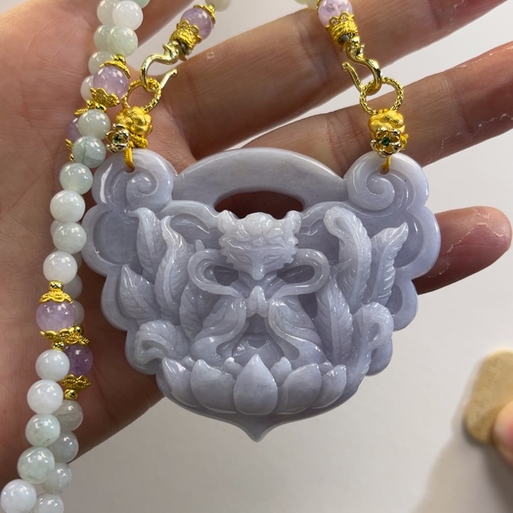 翡翠吊坠(赠链)未镶嵌代编织