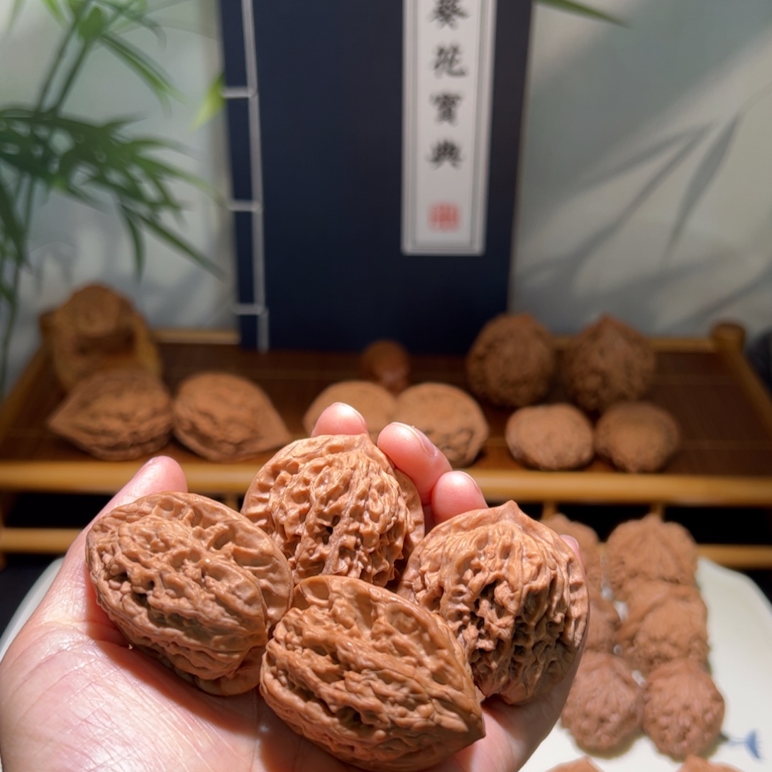 吊坠文玩核桃蛮荒石，天外陨铁大礼包