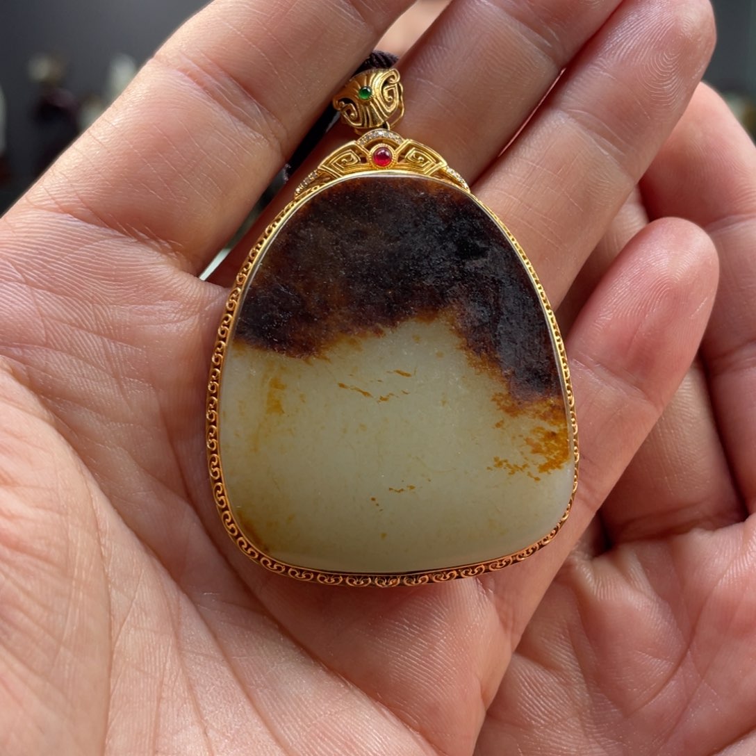 未镶嵌和田玉把件罗****®