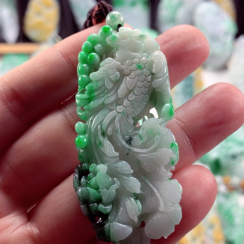 【闪购商品】翡翠吊坠(不含链)未镶嵌
