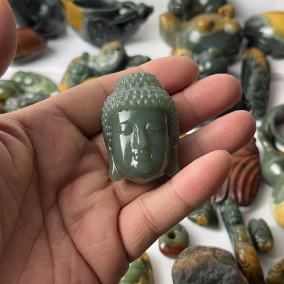 【闪购商品】透闪石质玉挂件未镶嵌自****6