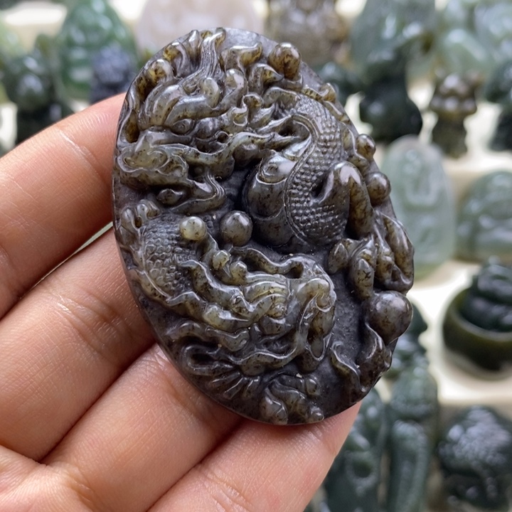 颈饰未镶嵌和田玉