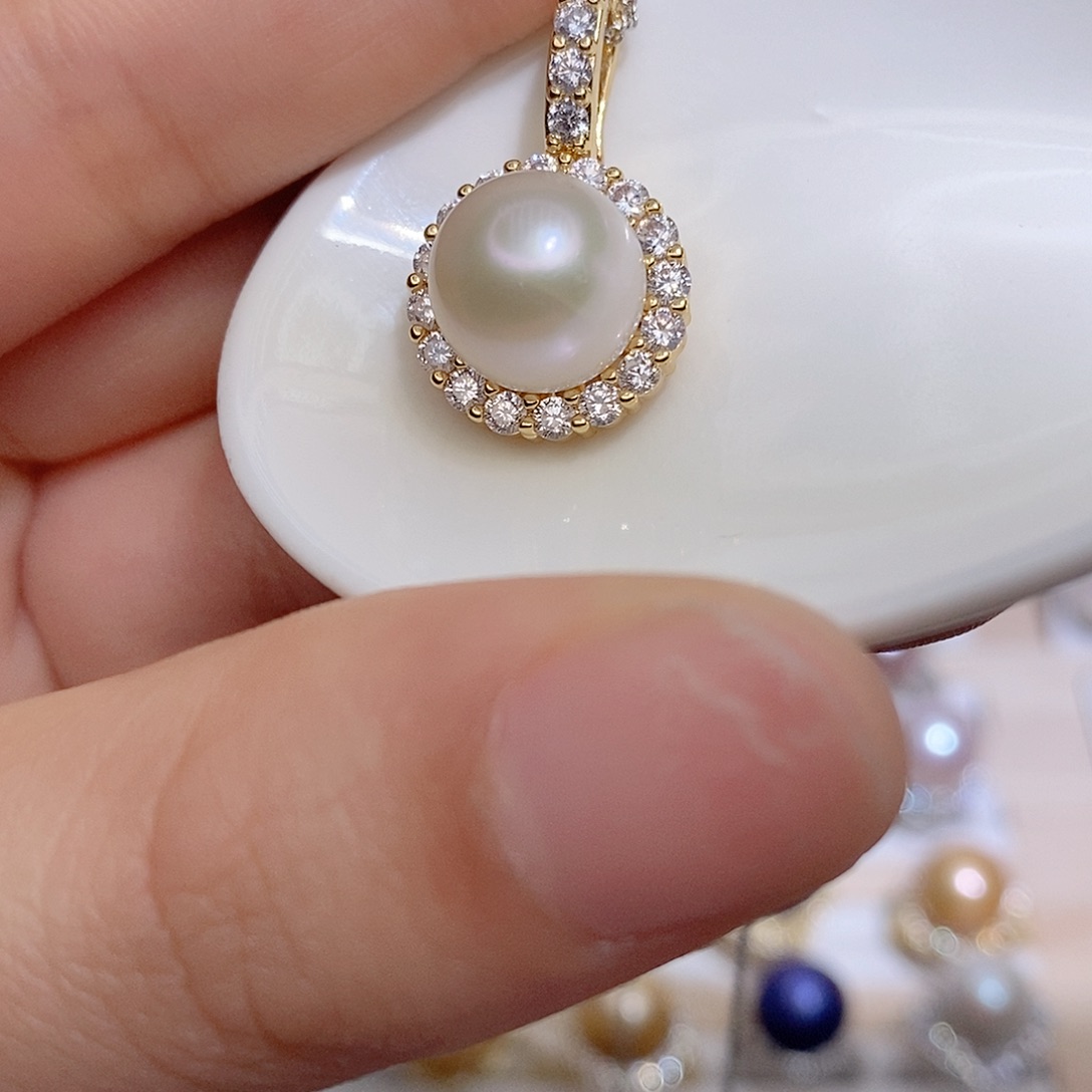 淡水珍珠未镶嵌吊坠(赠链)11mm有瑕疵