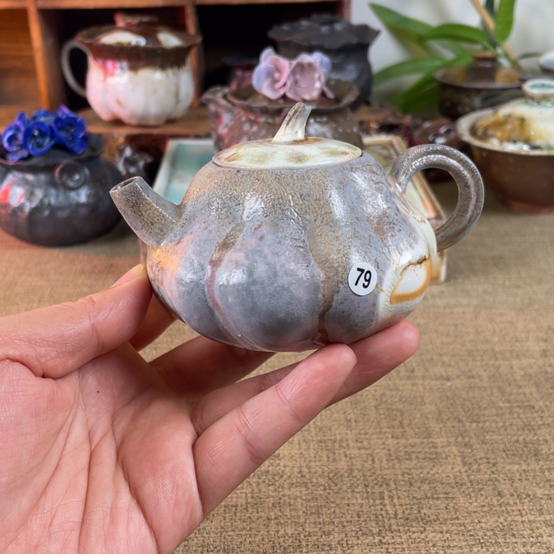 奶瓜。 79。 中白壶。   