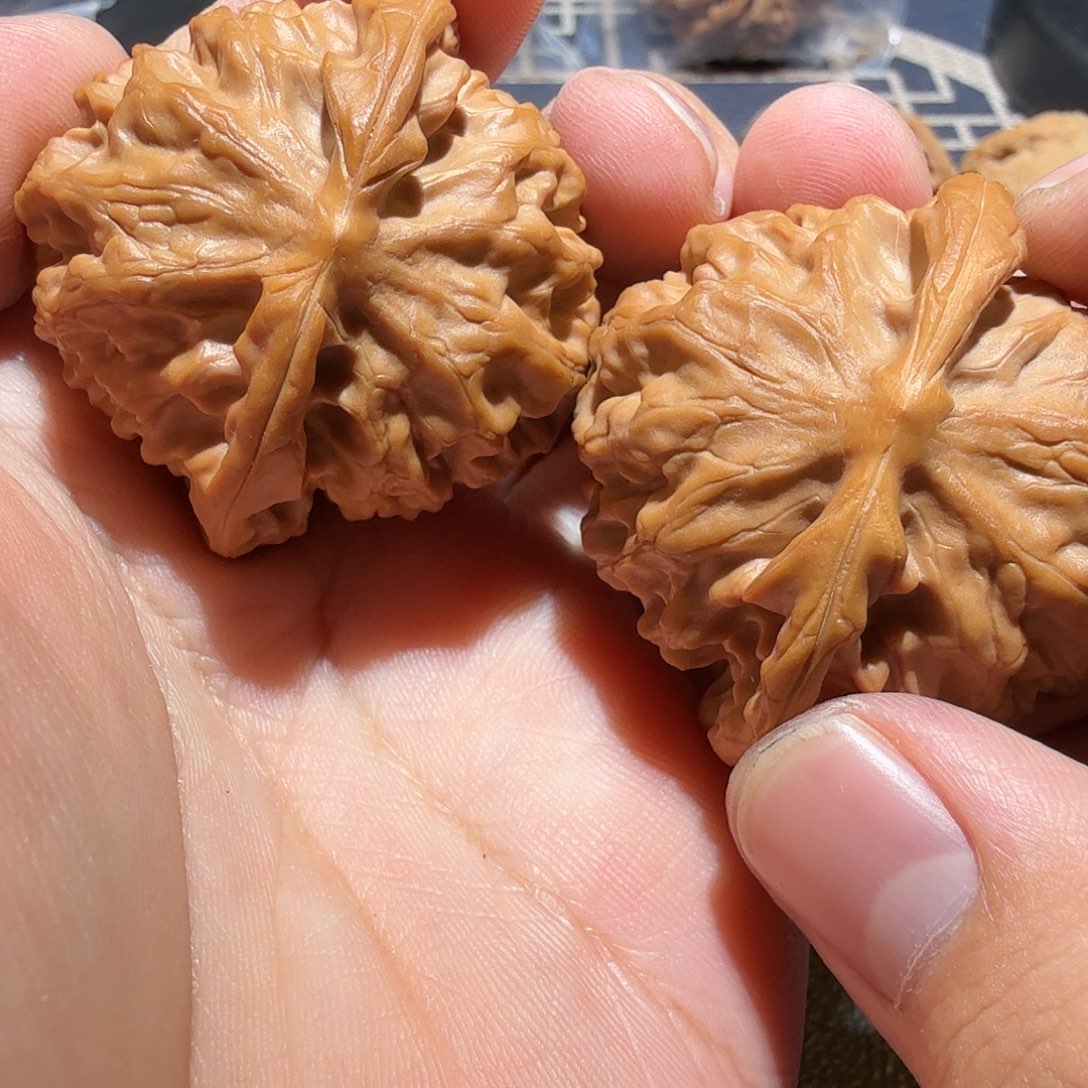 文玩核桃把件龙鳞