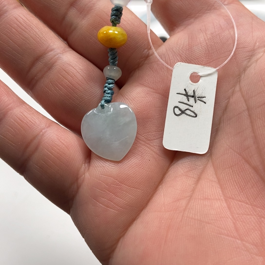 翡翠戒指未镶嵌翡翠