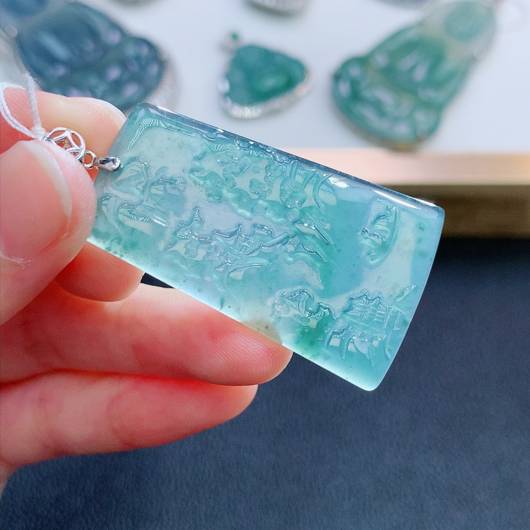 翡翠颈饰未镶嵌翡翠