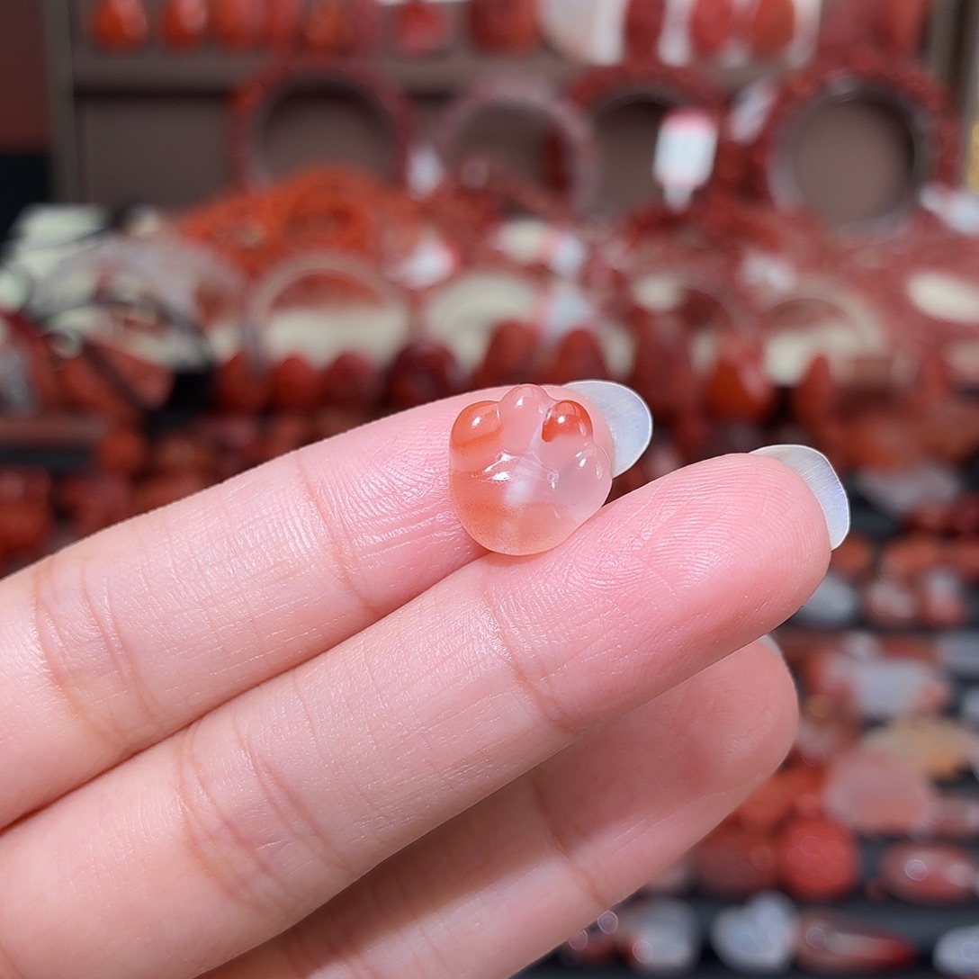 南红玛瑙未镶嵌颈饰猫爪
