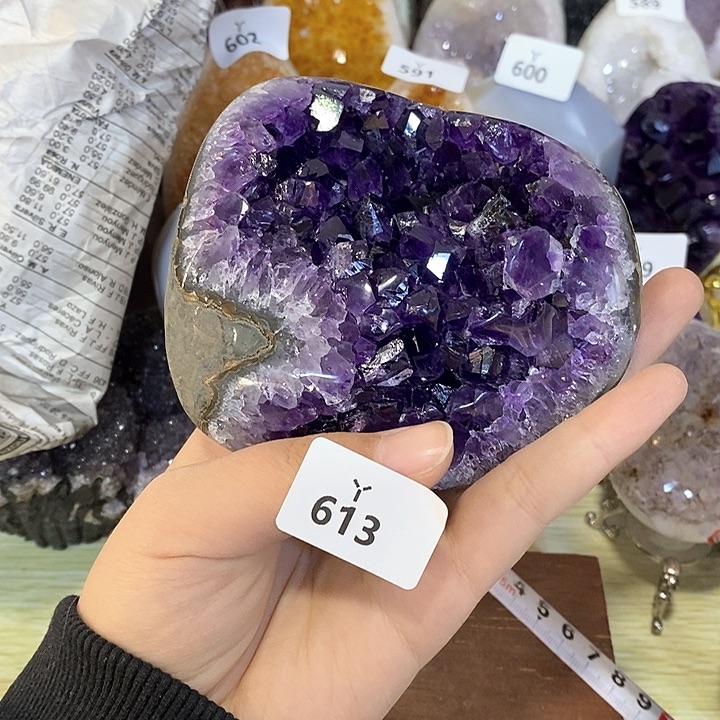 紫晶大型摆件（非配饰）未镶嵌