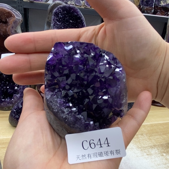 紫晶大型摆件（非配饰）未镶嵌
