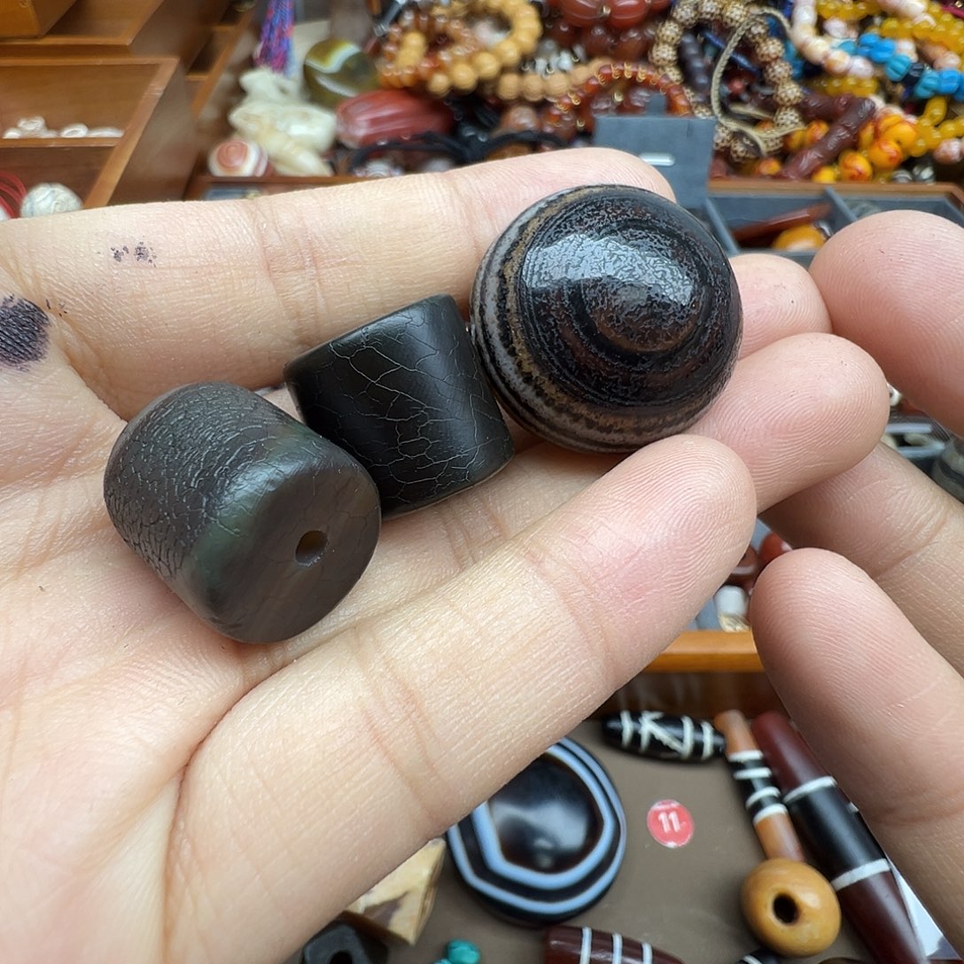 玛瑙/玉髓未镶嵌珠宝半成品