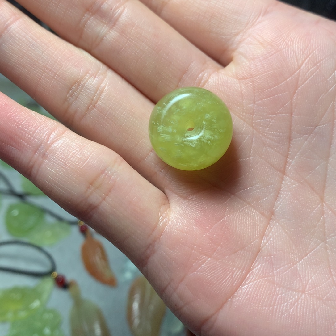 蛇纹石玉合金颈饰