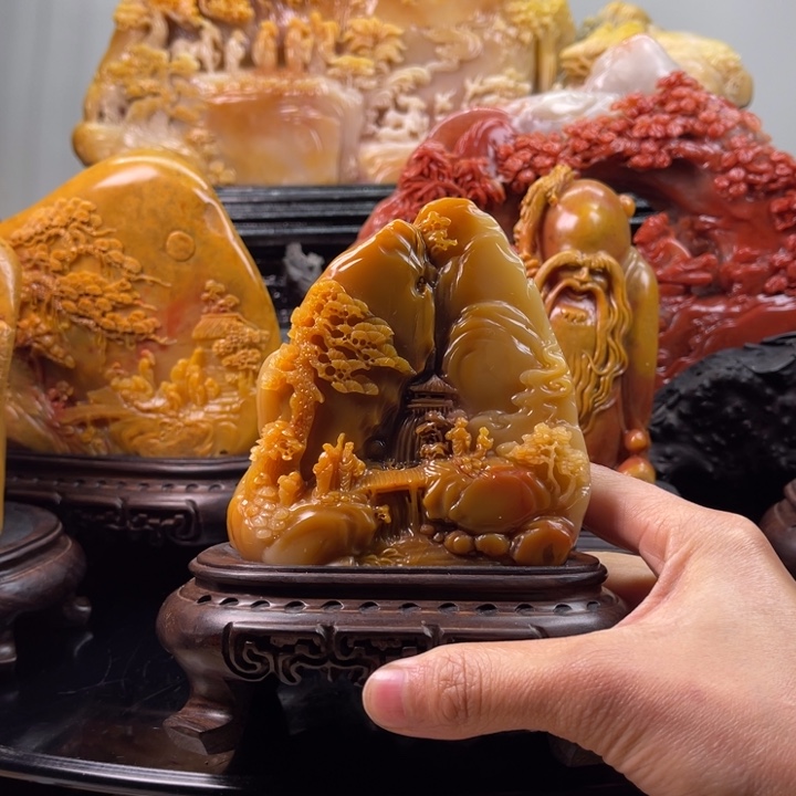 田黄石富春山居图