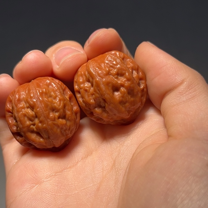 文玩核桃把件粗筋611