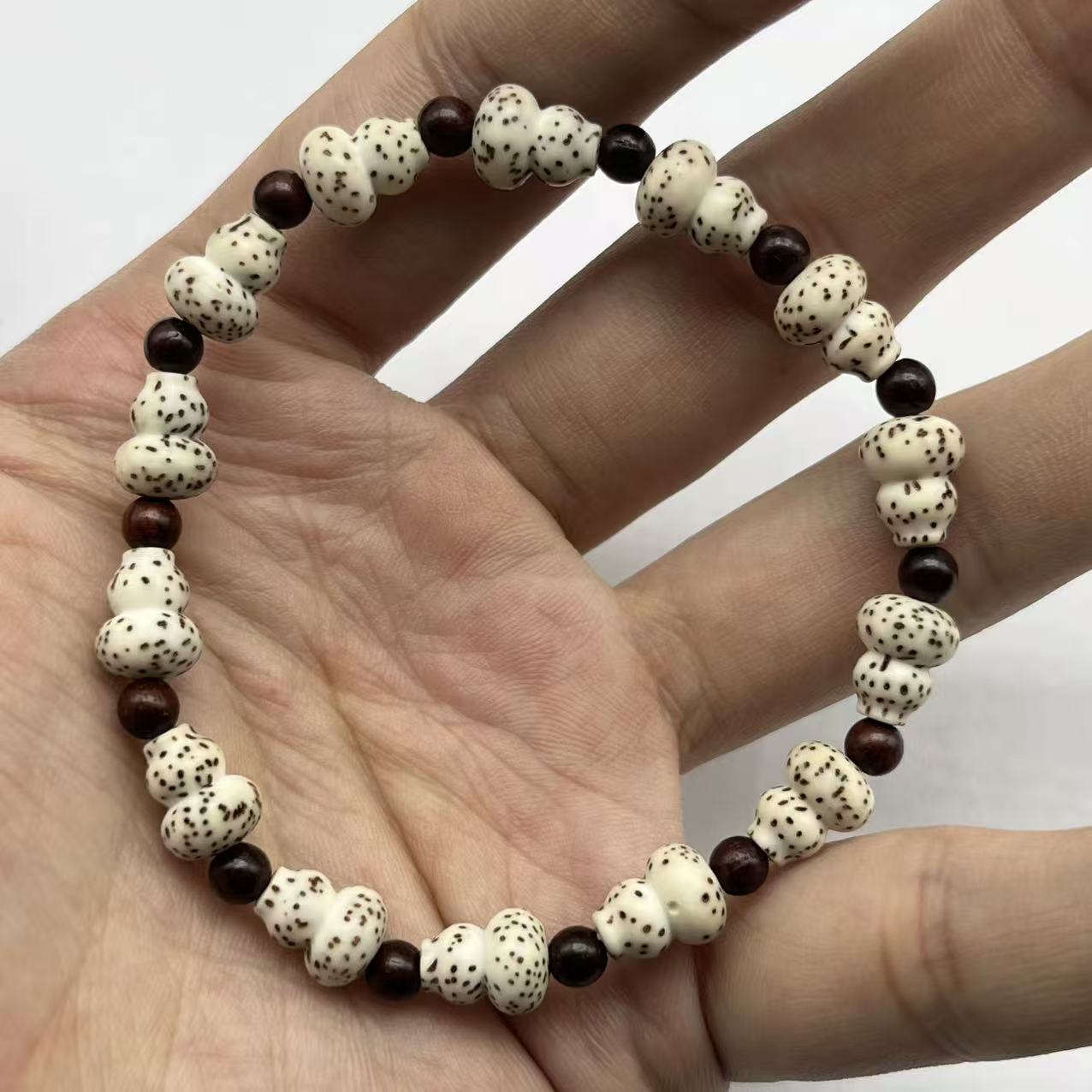 星月菩提葫芦约卡8血檀隔珠款单圈无礼盒 481