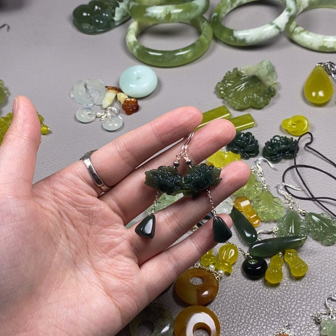 蛇纹石玉银S925镶嵌挂件耳饰