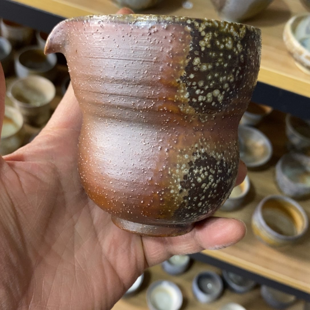 景德镇雅琢陶瓷店