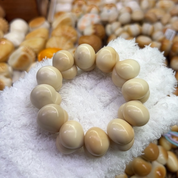 闹***么把件菩提根/象牙果76 象牙果原果雕刻溏心屁桃瑕福利