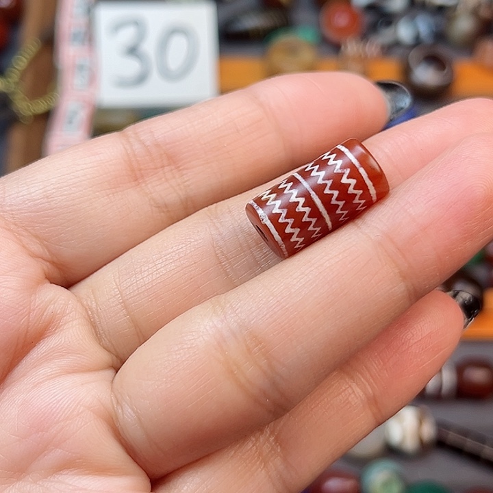 玛瑙/玉髓珠宝半成品未镶嵌别****着