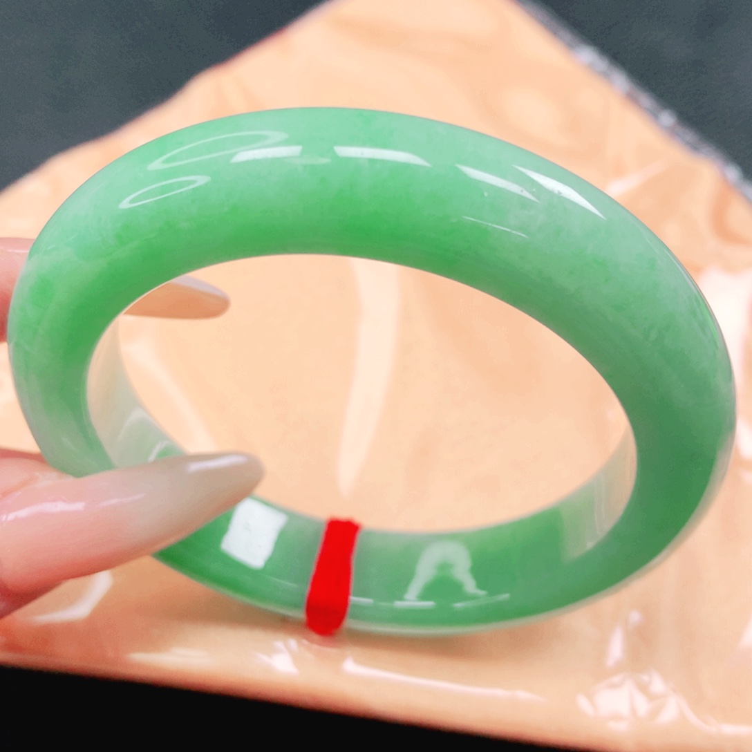 翡翠未镶嵌手镯55