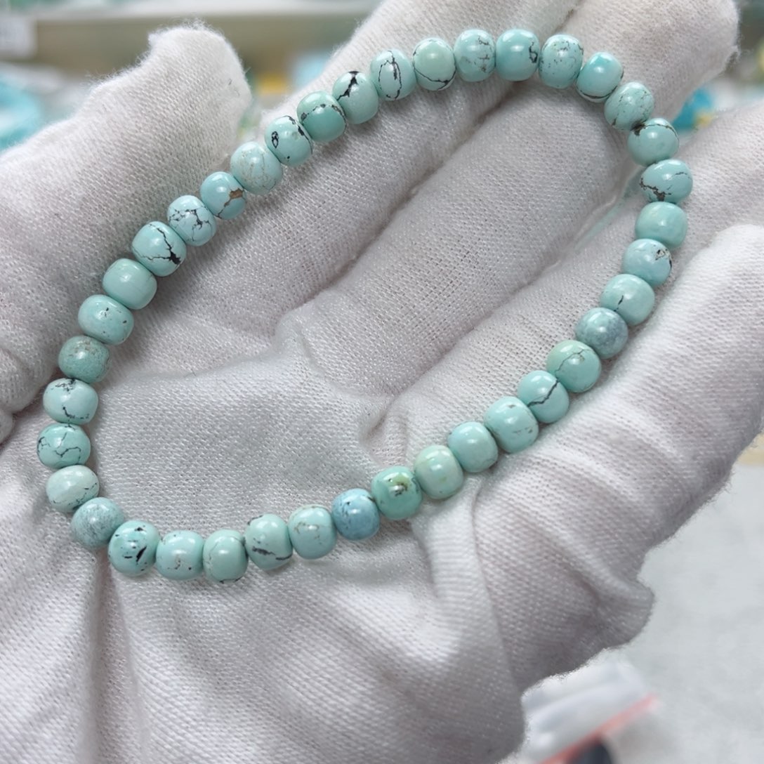 绿松石绿松石未镶嵌