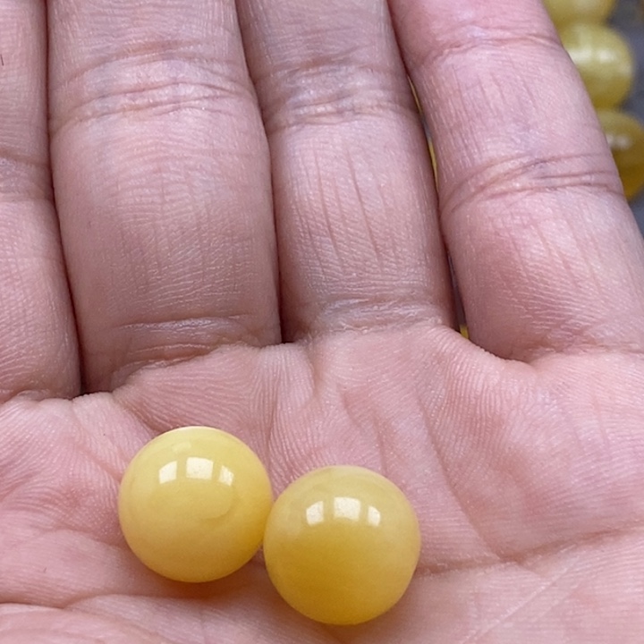 未镶嵌琥珀裸石蜜蜡