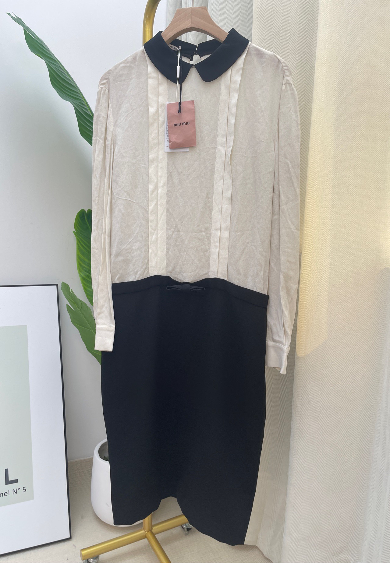 95新 MIU MIU/缪缪 黑白拼色拉链连衣裙 42码/0921