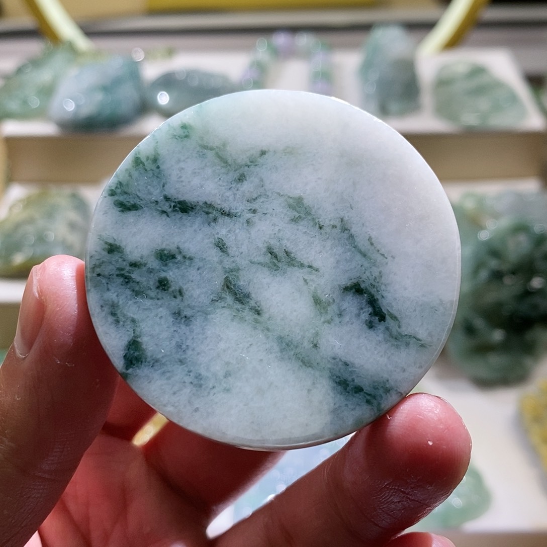 【闪购商品】翡翠颈饰未镶嵌无事牌