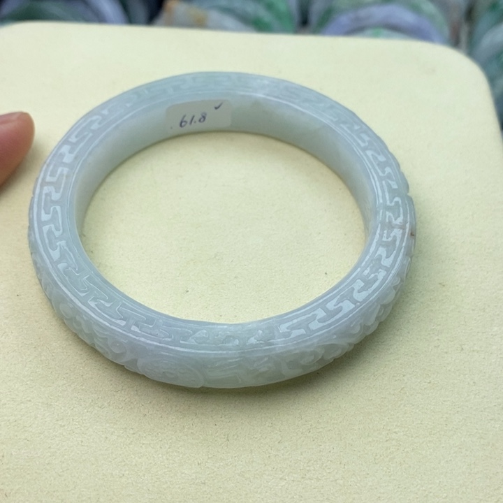 翡翠未镶嵌手镯62方镯201